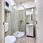 Central Seasons Design Aparthotel Boedapest