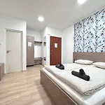 Aparthotel Central Seasons Design Boedapest