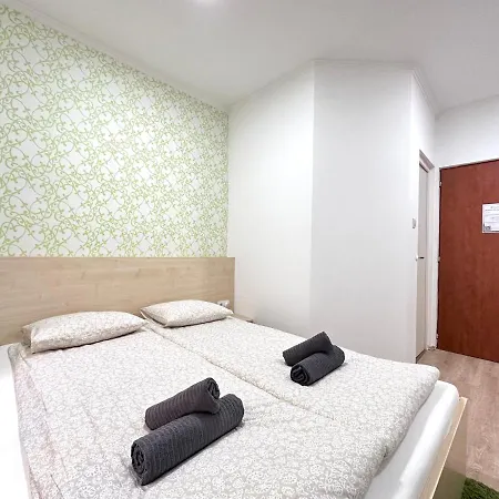 Апарт-отель Central Seasons Design