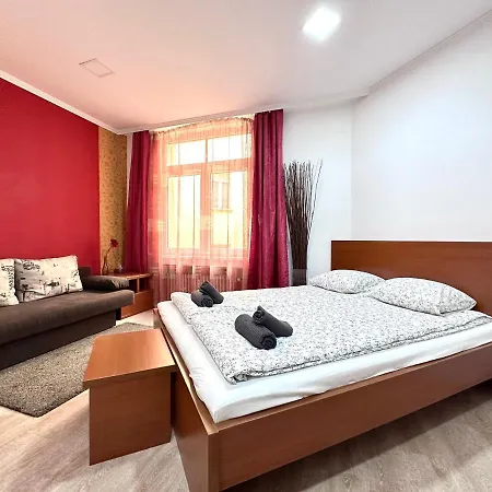 Central Seasons Design 3* בודפשט